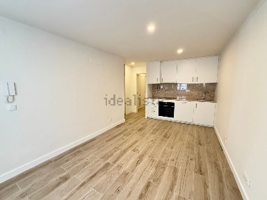Arrendamento de apartamento T1 na Rua Parreiras