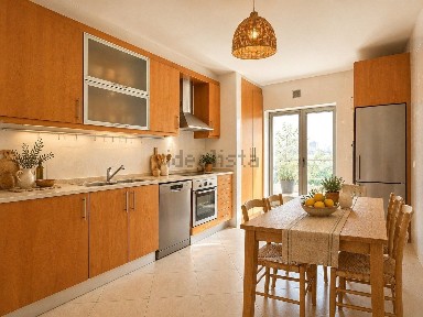 Arrendamento de apartamento T2 em Esgueira