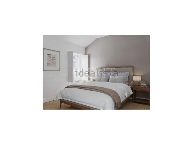 Apartamento T1 à venda na Travessa de Campo de Ourique