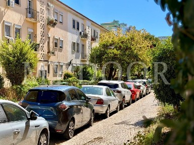 Apartamento T3 à venda no Bairro S. Miguel - Entrecampos
