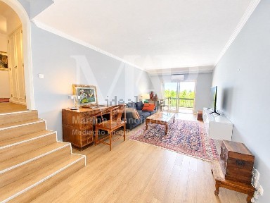 Apartamento T5 à venda no Centro de Cascais