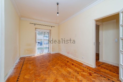 Apartamento T2 à venda na Estrada de Benfica s/n