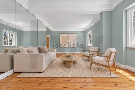 Apartamento T2 à venda na Rua de Buenos Aires s/n