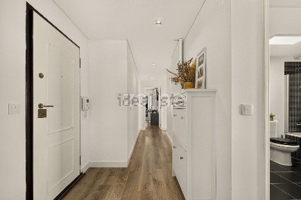 Apartamento T4 à venda na Praceta Dona Estefânia, 1 a