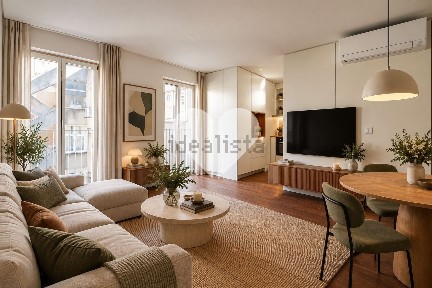 Apartamento T1 à venda na Rua Palmira, 28