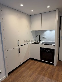 Arrendamento de apartamento T2 na Rua Silva Brinco, 196
