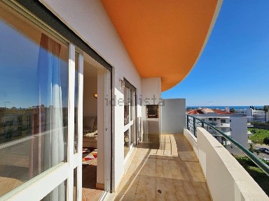 Apartamento T3 à venda na Rua Conde Lippe