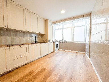 Apartamento T3 à venda na Cruz de Pau