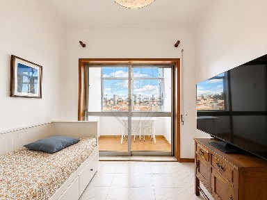 Apartamento T2 à venda na Praça da República