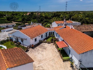 Moradia independente à venda em São Bartolomeu de Messines