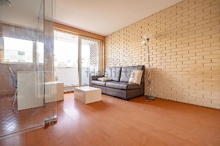 Arrendamento de apartamento T0 na Rua Dom João III