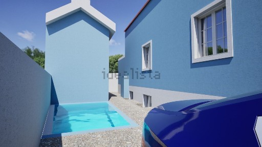 Moradia independente à venda na Santo António
