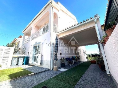 Quinta do Conde, Centro da Quinta do Conde, Rua das Rosas