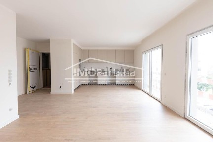 Apartamento T3 à venda na Rua Joaquim Machado de Castro
