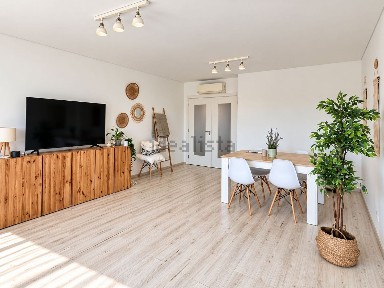 Apartamento T2 à venda na Praceta da Liberdade