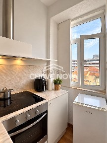 Arrendamento de apartamento T0 no Largo da Fontinha