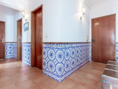 Apartamento T3 à venda na Rua Movimento das Forças Armadas