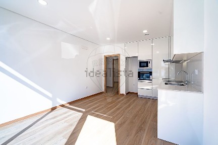 Apartamento T1 à venda no Bairro Manuel José