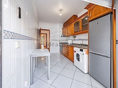 Apartamento T2 à venda na Rua Afonso Palmeira, 67
