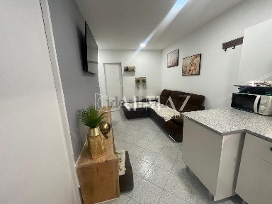 Apartamento T2 à venda na Rua Arqueólogo Mário Cardoso