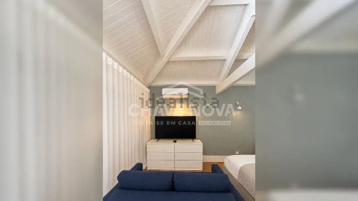 Apartamento T0 à venda na Rua do Sol, Batalha - Guindais, Cedofeita - Santo Ildefonso - Sé - Miragaia - São Nicolau - Vitória s/n