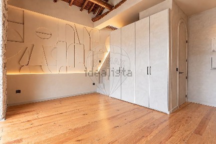 Apartamento T1 à venda na Rua do Bonfim, 246