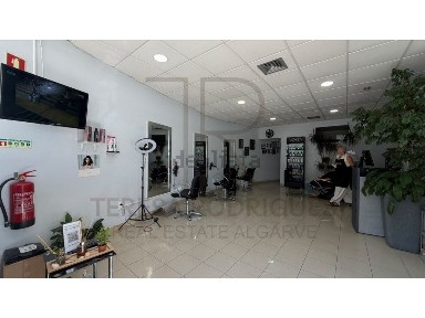 Espaço comercial à venda na Avenida da Liberdade s/n
