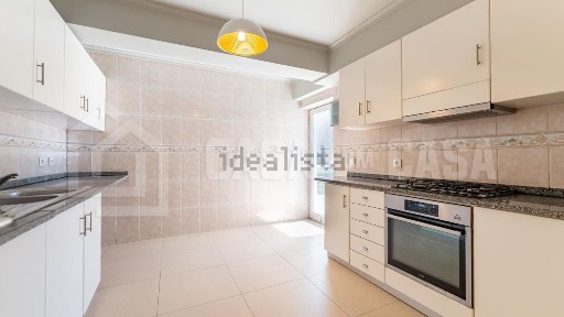 Apartamento T2 à venda em Abraveses