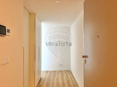 Arrendamento de apartamento T1 na Avenida do Brasil
