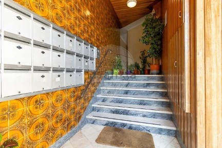 Arrendamento de apartamento T3 na Avenida do Ultramar