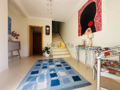 Moradia geminada à venda na Abadias