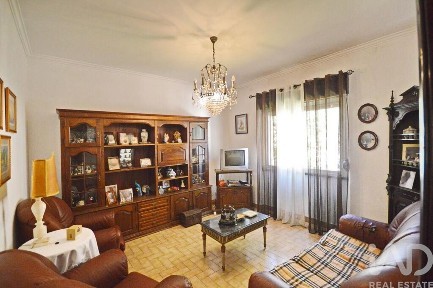 Apartamento T3 à venda na Tires