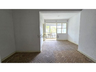Apartamento T3 à venda na Rua Mamadu Sissé, 376