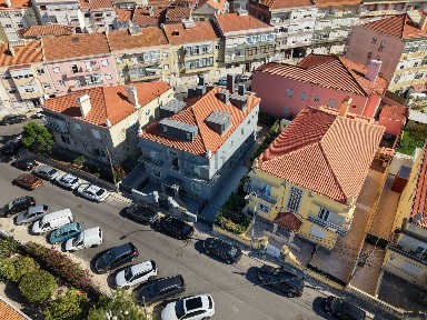 Apartamento T2 à venda na Rua 1º de Dezembro
