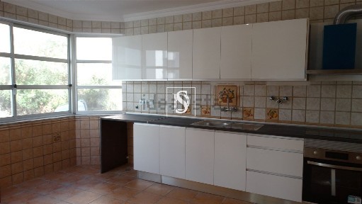 Apartamento T2 à venda na Mem Martins