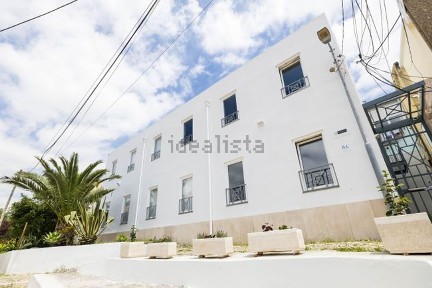 Apartamento T1 à venda na Rua Particular 1 à Calçada da Quintinha, 3