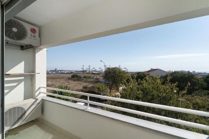Apartamento T3 à venda na Arneiro