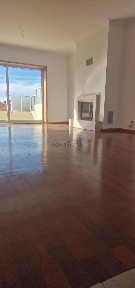Arrendamento de apartamento T2 na Rua Sargento Silva