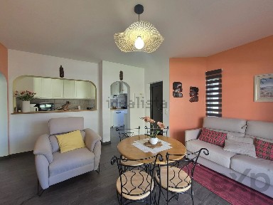 Apartamento T1 à venda na Rua Ilídio Lourenço