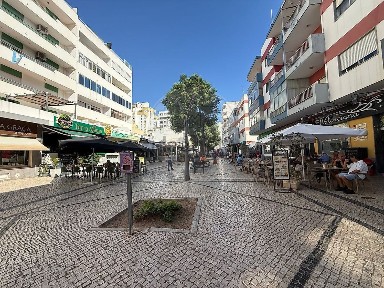 Quarteira, Bairro Praia de Quarteira, Rua Vasco da Gama