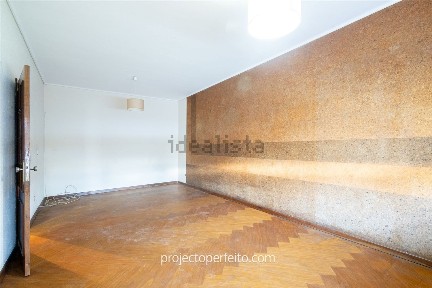 Apartamento T2 à venda em Anta