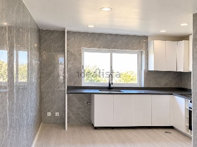 Apartamento T2 à venda na Rua do Correio, 9