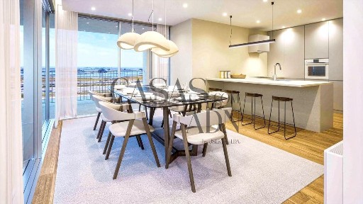 Apartamento T2 à venda na Rua António da Rocha Madail