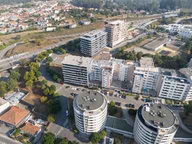 Apartamento T3 à venda na Rua António Fernandes Ferreira Gomes
