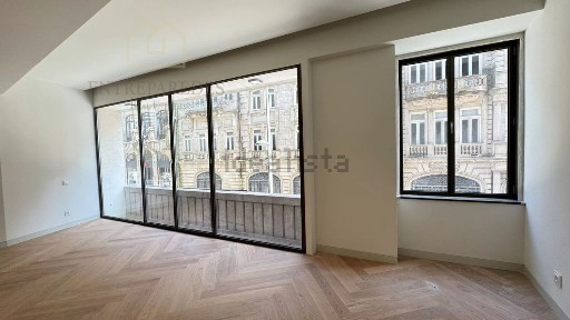 Apartamento T3 à venda na Batalha - Poveiros