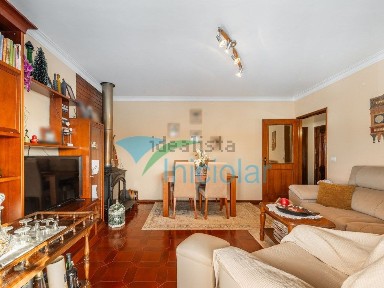 Apartamento T3 à venda na Alameda Macieiras
