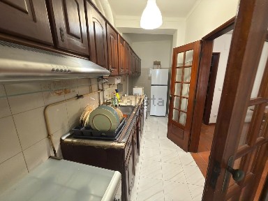 Arrendamento de apartamento T2 na Travessa Montarroio