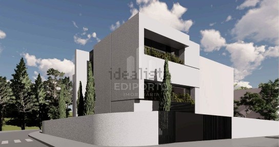 Casa ou moradia à venda no Cimo da Serra - Bouça das Almas - Taralhão