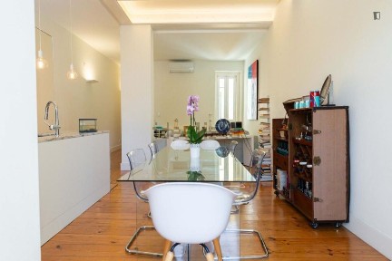 Arrendamento de apartamento T2 na Rua Luciano Cordeiro