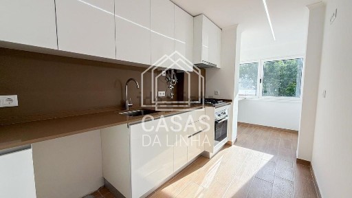 Arrendamento de apartamento T2 em São Pedro do Estoril